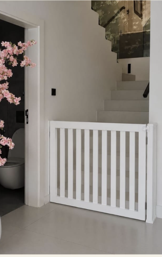 The Kensington Gate in a solid wood finish